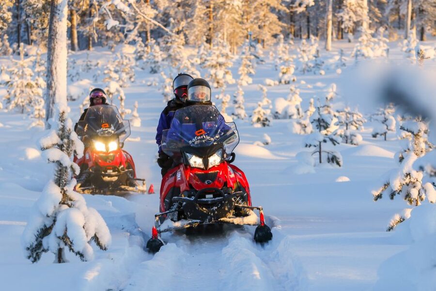 Rovaniemi: Santa’s Village & Snowmobiling to Reindeer Farm - How to prepare for the cold and the rules