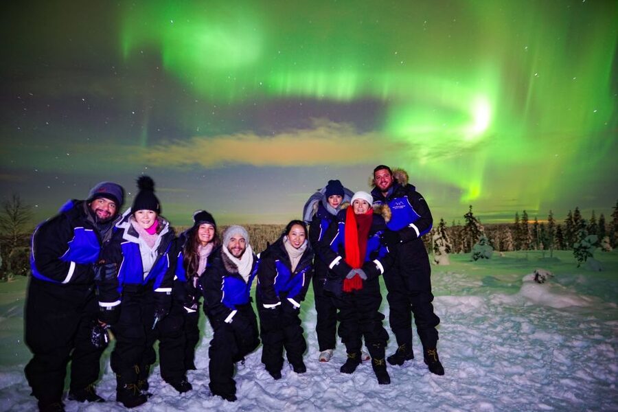 Rovaniemi: Small-Group Northern Lights Wilderness Tour - Who should book this Rovaniemi Aurora tour?