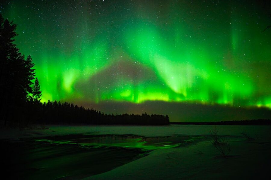 Rovaniemi: Small-Group Northern Lights Wilderness Tour - Why the professional camera is worth having