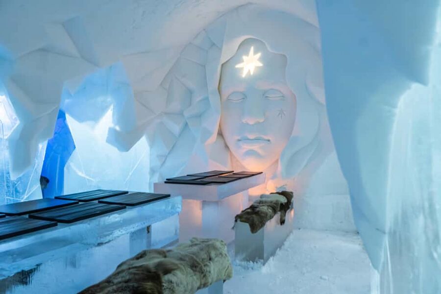Rovaniemi: Snow Hotel Tour and Ice Restaurant Dinner - Free time beyond the dining room