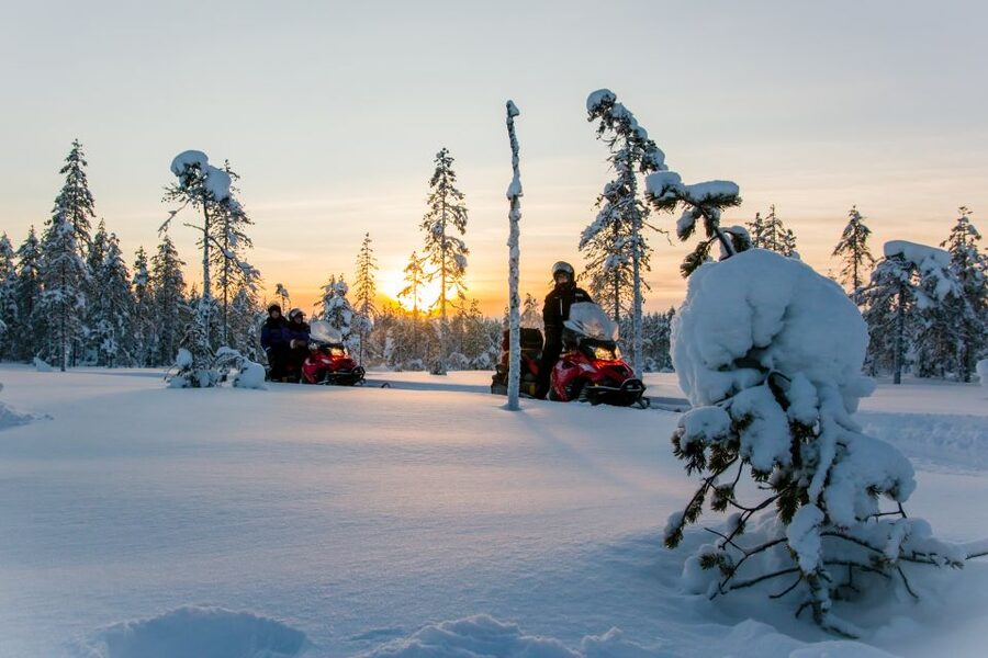Rovaniemi: Snowmobile and Ice Fishing Adventure with Lunch - Sharing one snowmobile and switching drivers