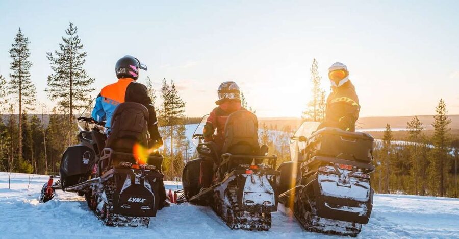 Rovaniemi: Snowmobile Safari Adventure - Meeting in central Rovaniemi and getting dressed