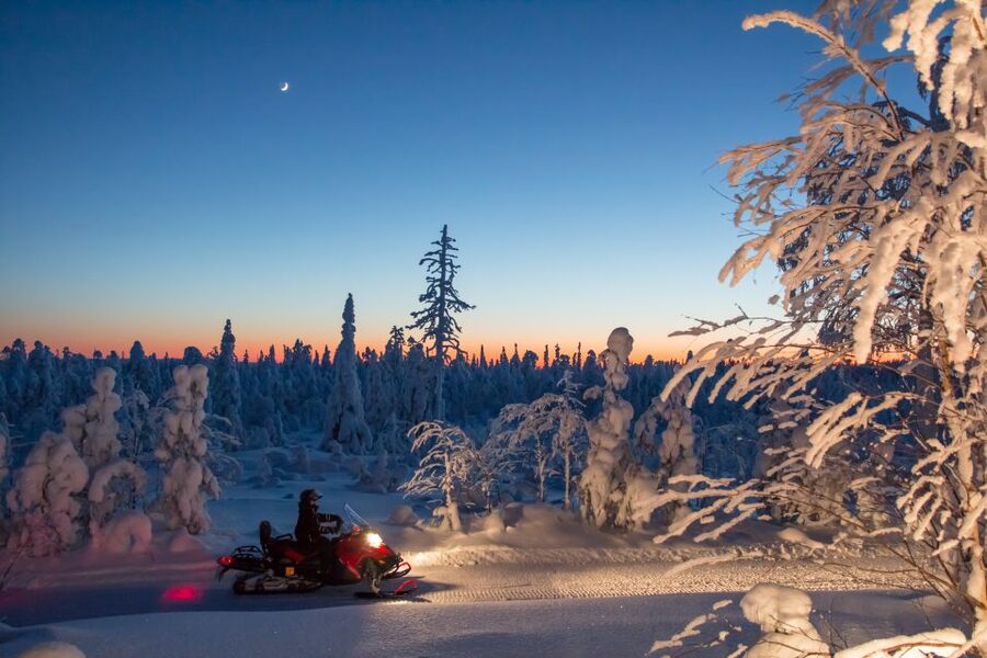 Rovaniemi: Snowmobile Safari & Campfire Evening Escape - What the 1.5 to 2-hour ride feels like