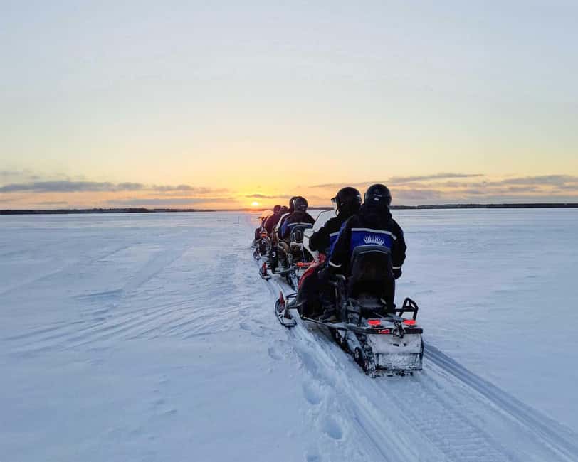 Rovaniemi: Snowmobile Safari into the Wilderness - Taking turns on a shared machine