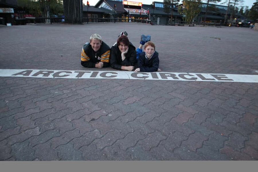 Rovaniemi: Tour to Santa Claus Village with Hotel Transfer - Hotel transfer keeps the outing simple