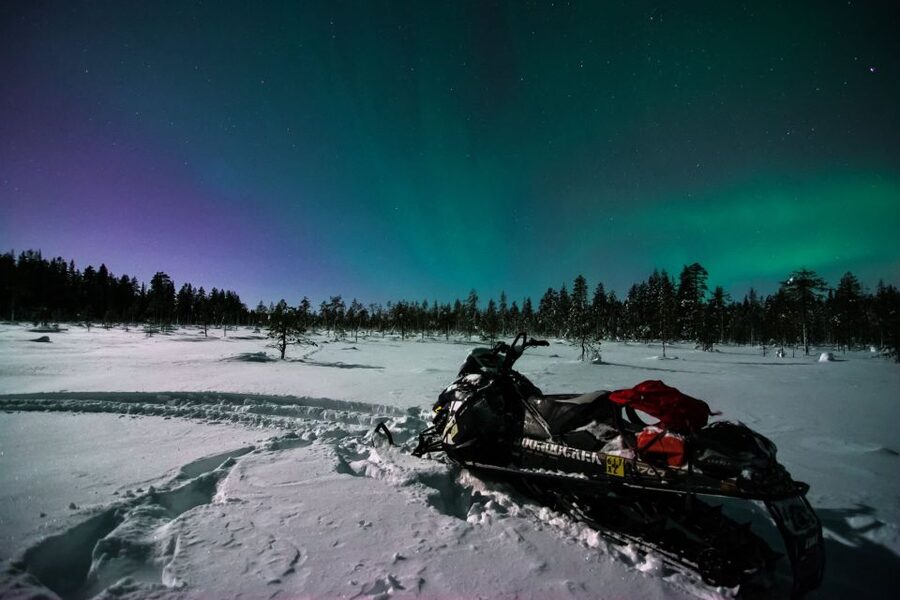 Saariselkä: Evening Snowmobile Tour with Fire & picnic - Sharing one snowmobile with another adult