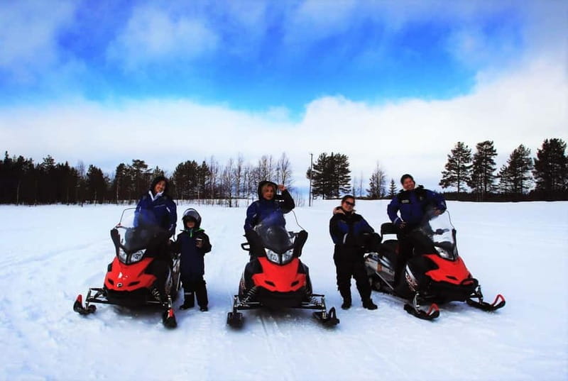 Saariselka: Snowmobile Safari on Tundra with BBQ - Riding into Saariselka’s snowy forest