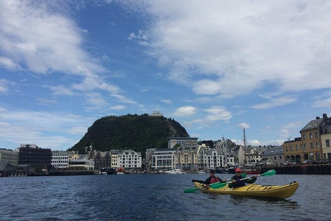 Sea Kayaking In Ålesund - Weather, cancellations, and practical limits