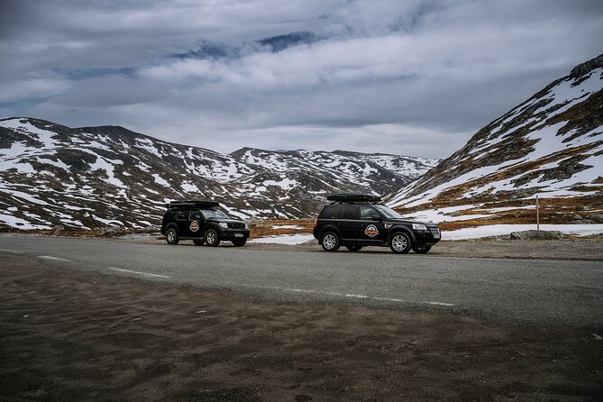 Senja Island: 4x4 Day Tour with Overlanding Senja - Bergsbotn delivers the classic high viewpoint