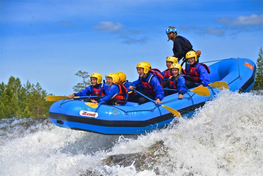 Setesdal, Evje: Family Rafting on the beautiful Otra river - Who will enjoy this most