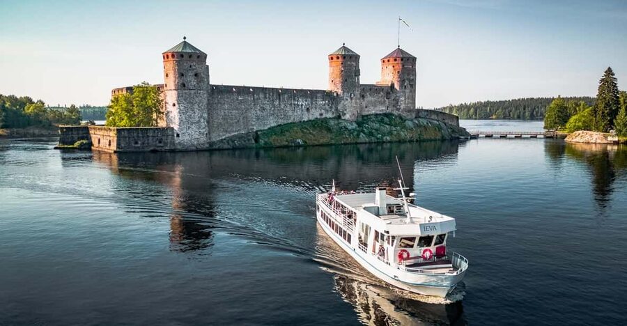 SIGHTSEEING CRUISE AROUND SAVONLINNA - Laitaatsalmi’s bridge and working waterfront