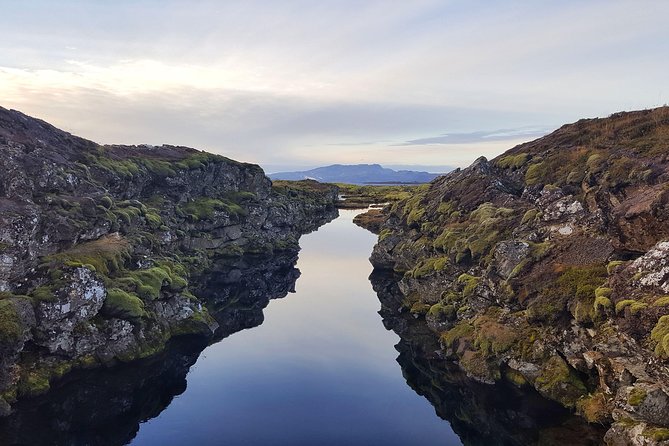 Silfra Drysuit Snorkeling with Free Photos - Meet on Location - Practical preparation for a smoother morning