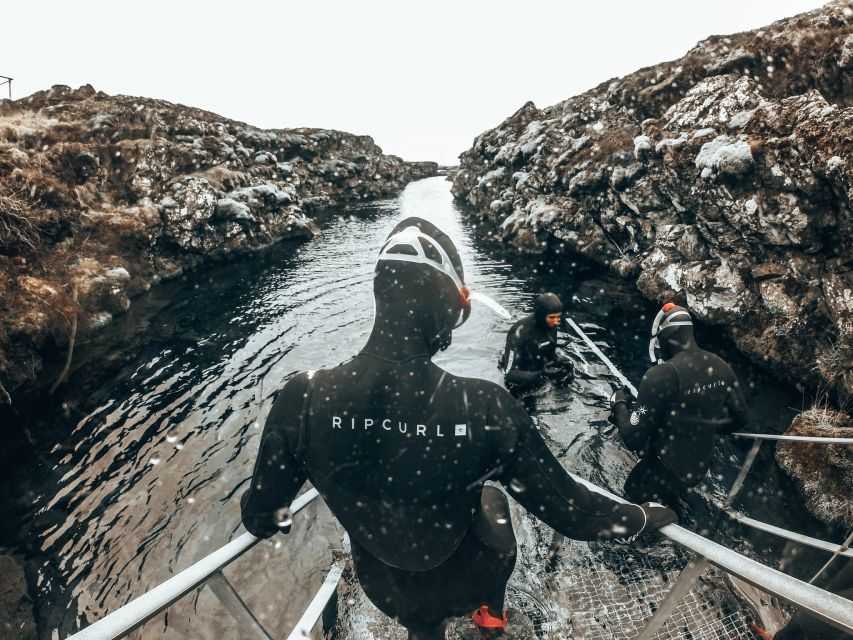 Silfra: Half-Day Snorkeling Day Trip with Underwater Photos - Who should book this Silfra snorkel