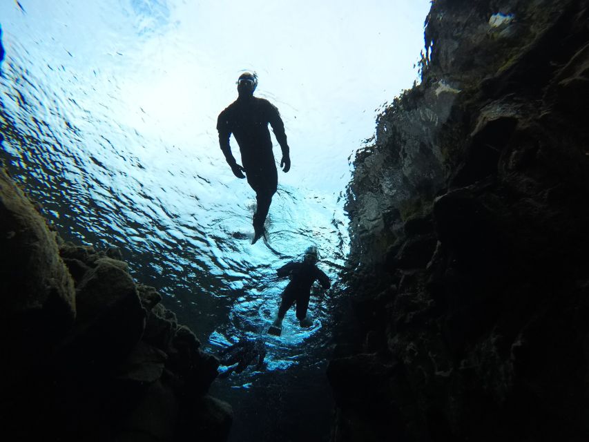 Silfra: Leidarendi Lava Caving & Snorkeling Tour with Photos - Seven hours, with an early start