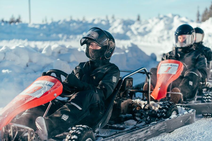 Sirkka: Levi Ice-Karting Experience with Optional Transfer - The first 15-minute session