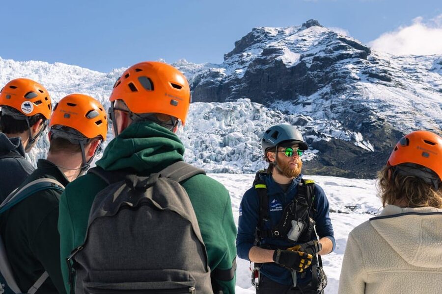 Skaftafell: Blue Ice Cave & Glacier Hike on Vatnajökull - Should you book the Falljökull experience?