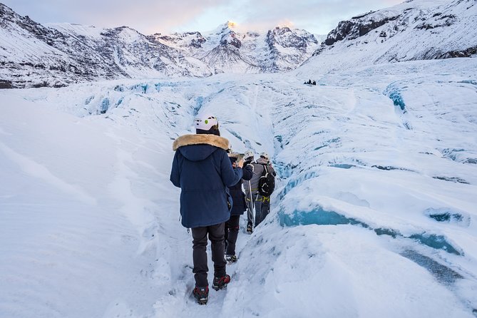 Skaftafell: Blue Ice Cave & Glacier Hike on Vatnajökull - The 20-minute 4x4 ride to Falljökull