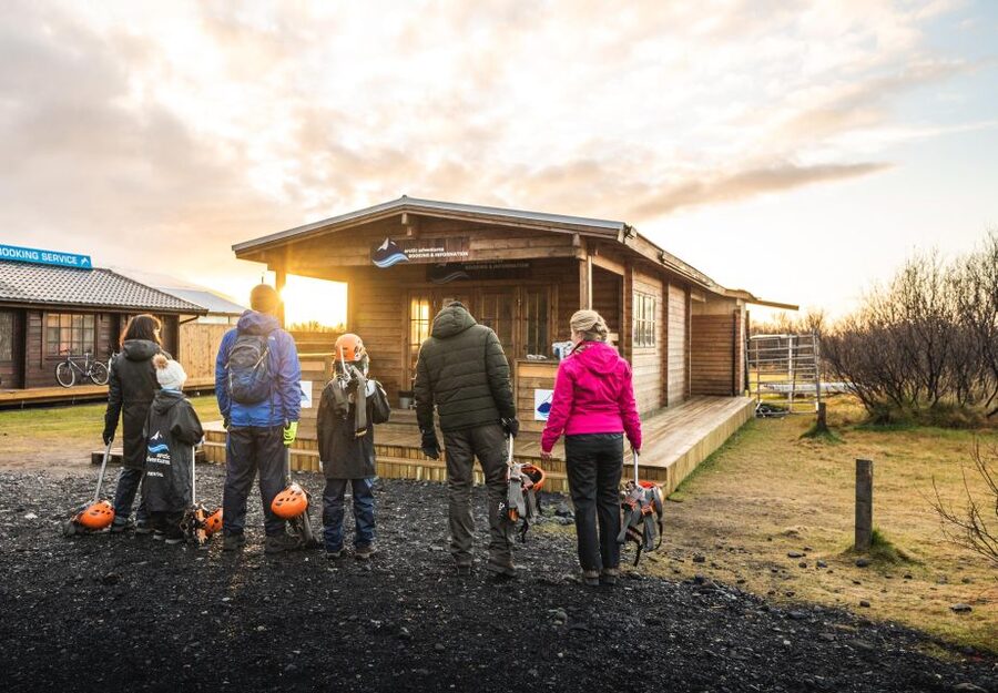 Skaftafell: Blue Ice Glacier Hike on Vatnajökull - Practical tips for a smoother morning or afternoon