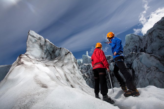 Skaftafell: Blue Ice Glacier Hike on Vatnajökull - Why walking Falljökull feels different from seeing a glacier
