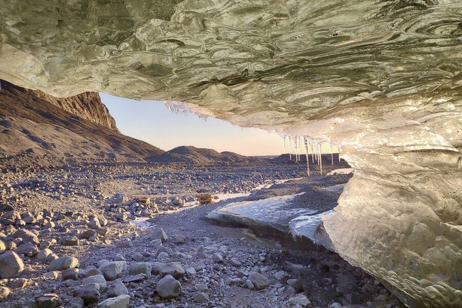 Skaftafell: Extra-Small Group Glacier Hike - Reaching Falljökull by 4x4