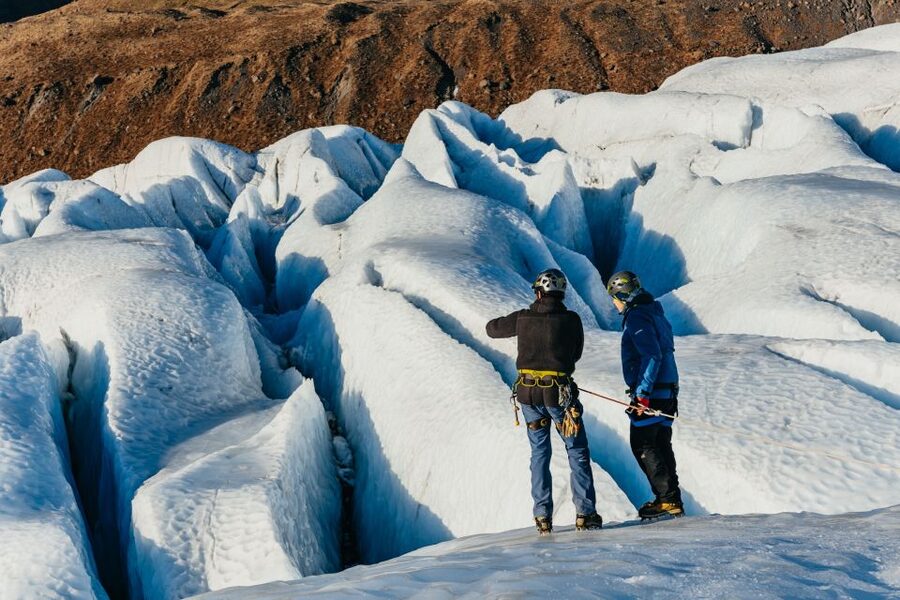 Skaftafell National Park: Falljokull Glacier Easy Hike - The guides make the difference