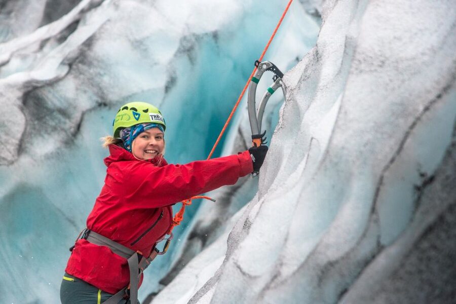 Skaftafell National Park: Falljokull Ice Climb and Hike - Who should book this Falljökull climb?