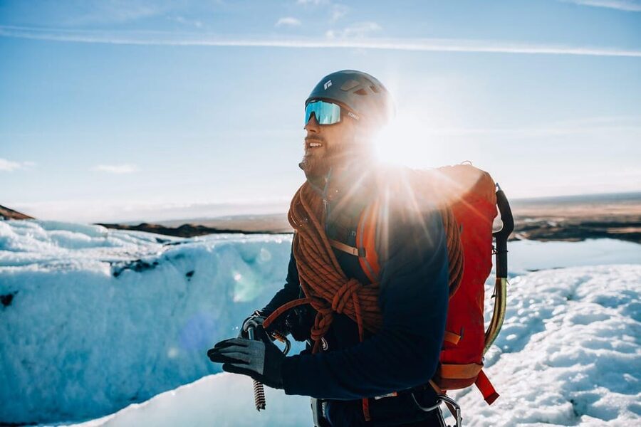 Skaftafell: Small-Group Vatnajökull Glacier Hike (Moderate) - Four hours around Falljökull’s ice formations