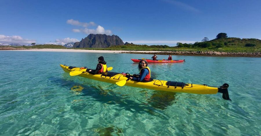 Skrova Island : 3hours Guided Kayak Tour - Taking the ferry from Svolvær to Skrova