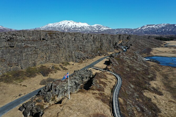 Small-Group Golden Circle, Sky Lagoon with Ticket & Kerid Crater - The minibus, guide, and daily rhythm