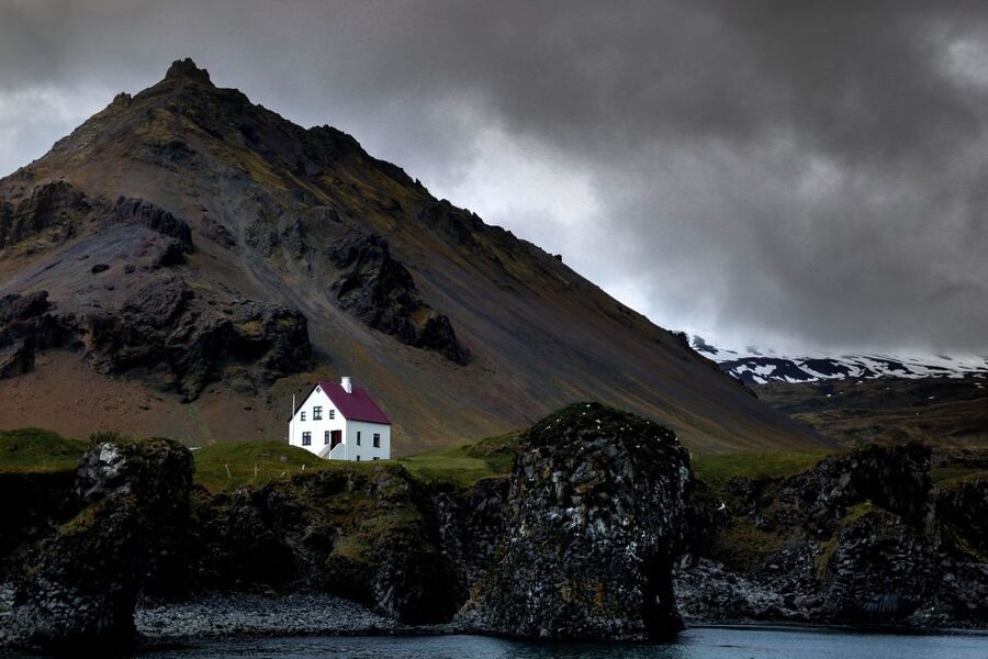 Snæfellsnes: Small-Group Hidden Treasures of The West Tour - Djúpalónssandur’s black pebbles and old lifting stones