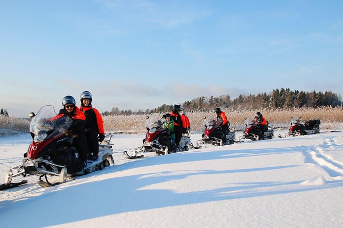 Snowmobile Safari in Helsinki Archipelago with Lunch - What the guides add