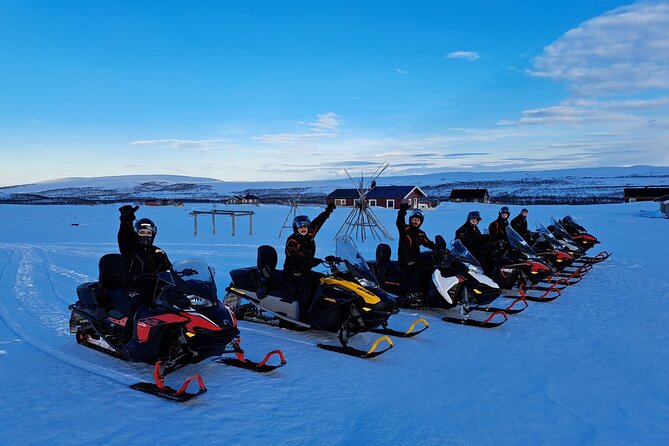 Snowmobile safari in the mountain plateau of Finnmarksvidda - The 9:00 a.m. start and pickup from Alta