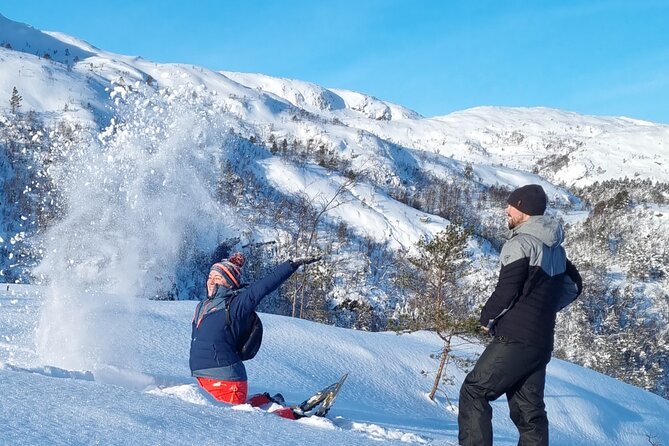 Snowshoe hiking in Bergen - Public tour - Coffee, cocoa, and Norwegian snacks