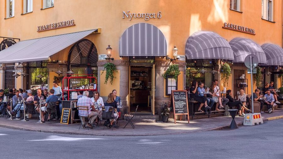 Södermalm: 2-Hour Sightseeing Tour - Walking through SoFo and its design scene