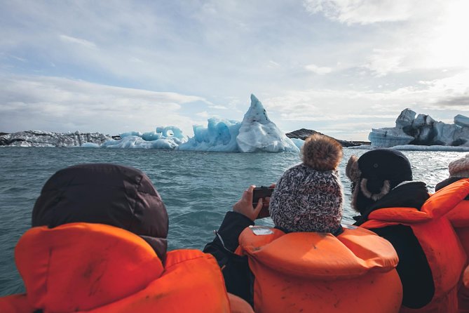 South Coast, Diamond Beach and Glacier Lagoon Day Tour - Jökulsárlón Glacier Lagoon: the main event