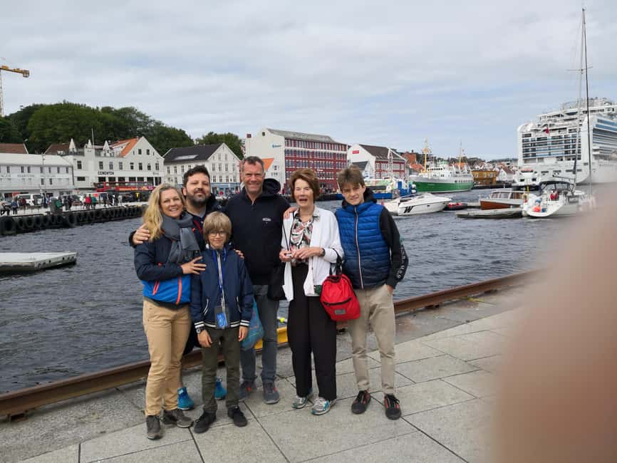Stavanger: Customized Private Tour with a Local - Old Stavanger, modern streets, and the shopping district
