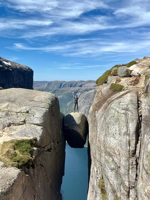 Stavanger: Kjerag Hike with Guide and Transportation - Key points at a glance