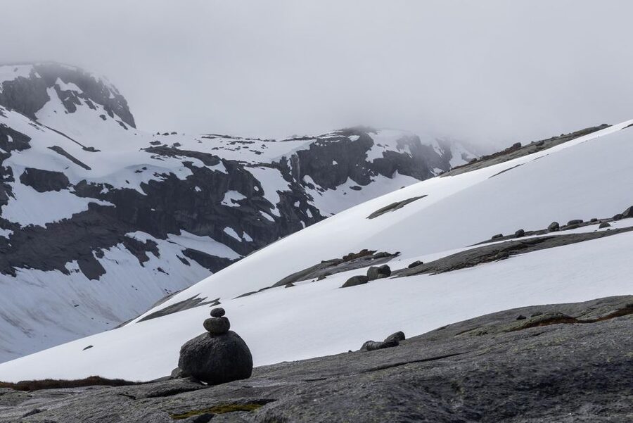 Stavanger: Off-Season Hike to Kjerag + Packed Lunch - Kjeragbolten, the famous Boulder