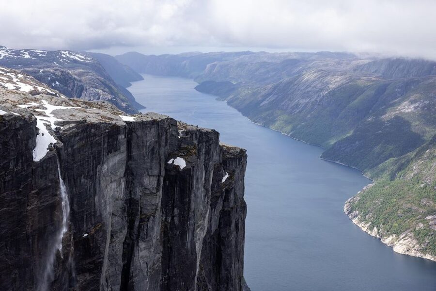 Stavanger: Off-Season Hike to Kjerag + Packed Lunch - Final verdict: a strong choice for the right hiker