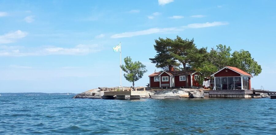 Stockholm: 1, 2, or 3-Day Kayaking Tour in the Archipelago - Learning the kayak before the first long paddle