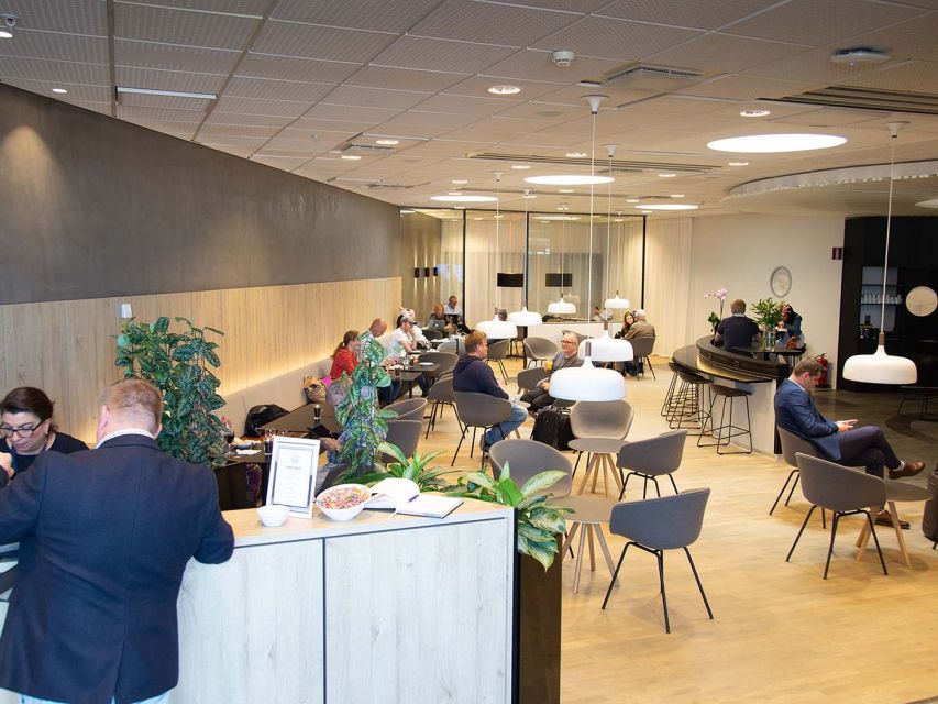 Stockholm Arlanda Airport (ARN): Premium Lounge Entry - Timing your visit around passport control