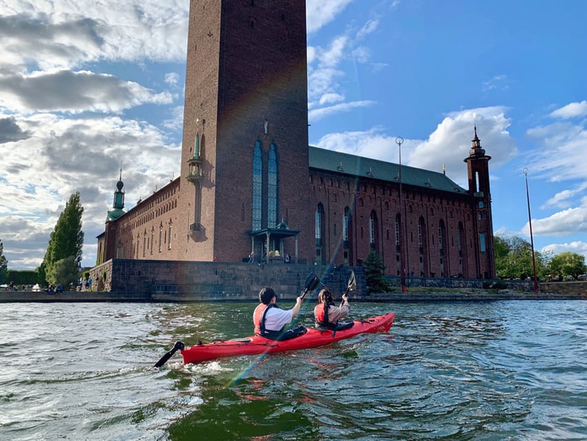 Stockholm: Daytime Kayak Tour in Stockholm City - How the small group changes the experience