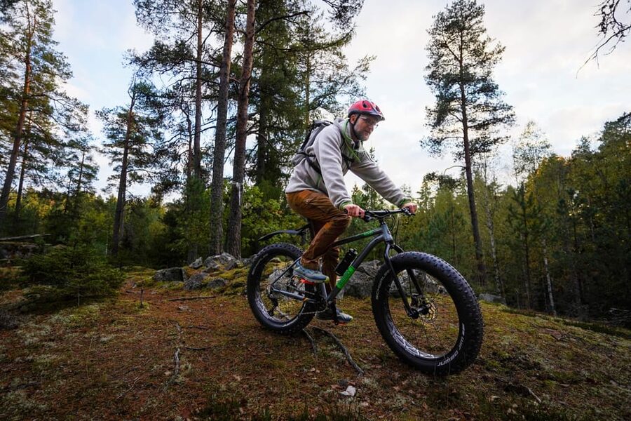Stockholm: Fat Bike Forest Adventure with Lunch and Sauna - The break between riding sections
