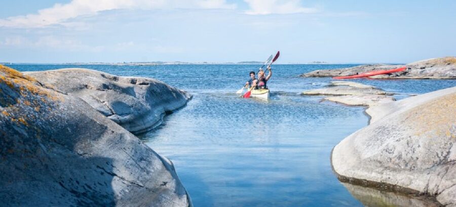 Stockholm: Full-Day Archipelago Kayaking Adventure - Weather, comfort, and effort