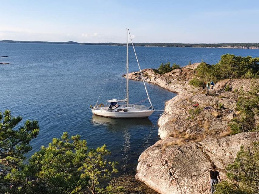 Stockholm: Full Day Archipelago Sailing Tour with Lunch - Sailing through a thousand islands
