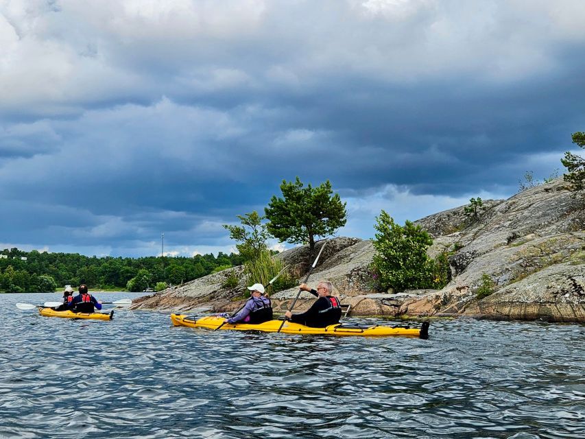Stockholm: Guided Kayak Tour to Drottningholm Royal Palace - Booking details worth knowing