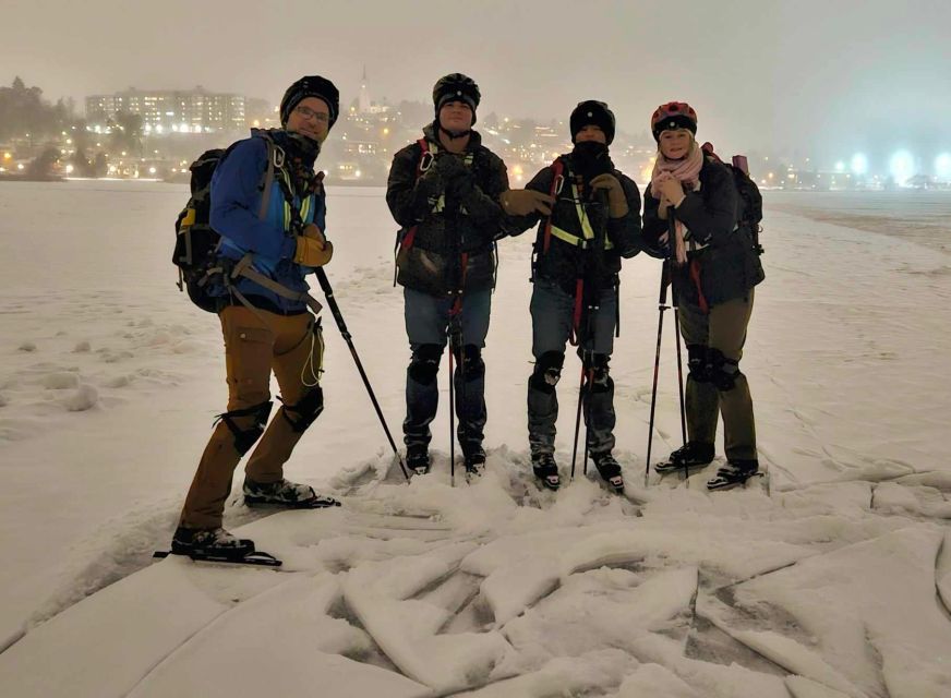 Stockholm: Ice Skating in the Moonlight with Hot Chocolate - How the small group changes the experience