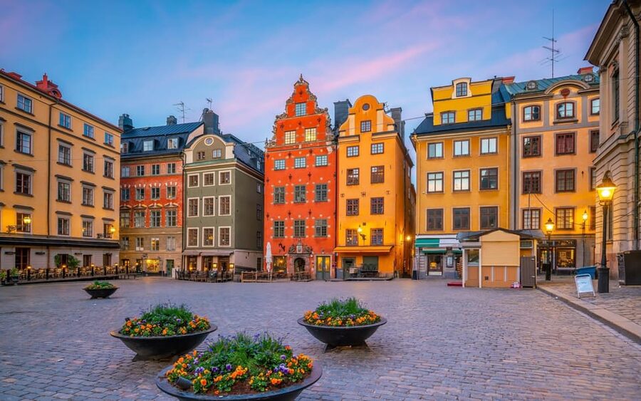 Stockholm: Old Town Highlights Private Walking Tour - The two-hour route through Gamla Stan