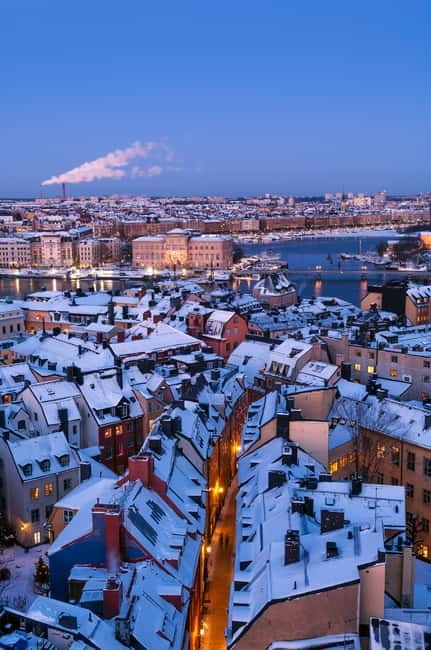 Stockholm: Old Town Historical Walking Tour - Stockholm Cathedral and the closing religious story