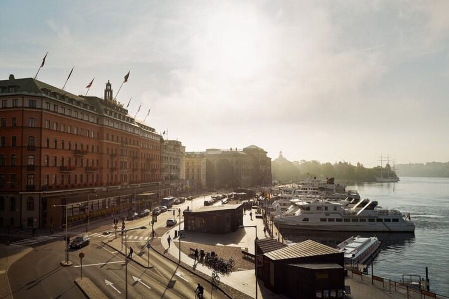Stockholm: Private Custom Walking Tour With A Tour Guide - A private introduction to Stockholm’s islands and old streets